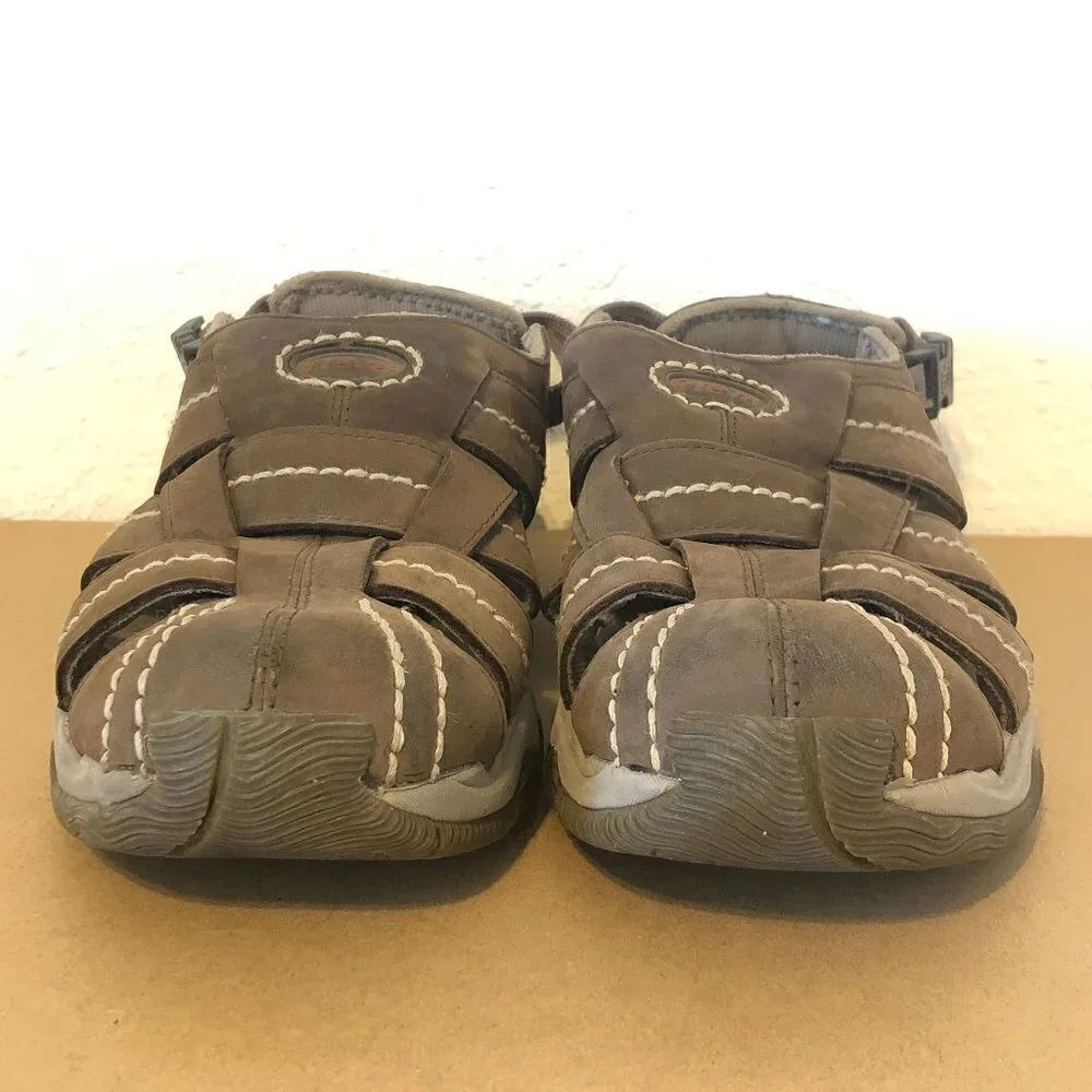 TEVA Sandals Men's Size 9 Brown Tan Leather Stitching Pattern F10004L Hiking